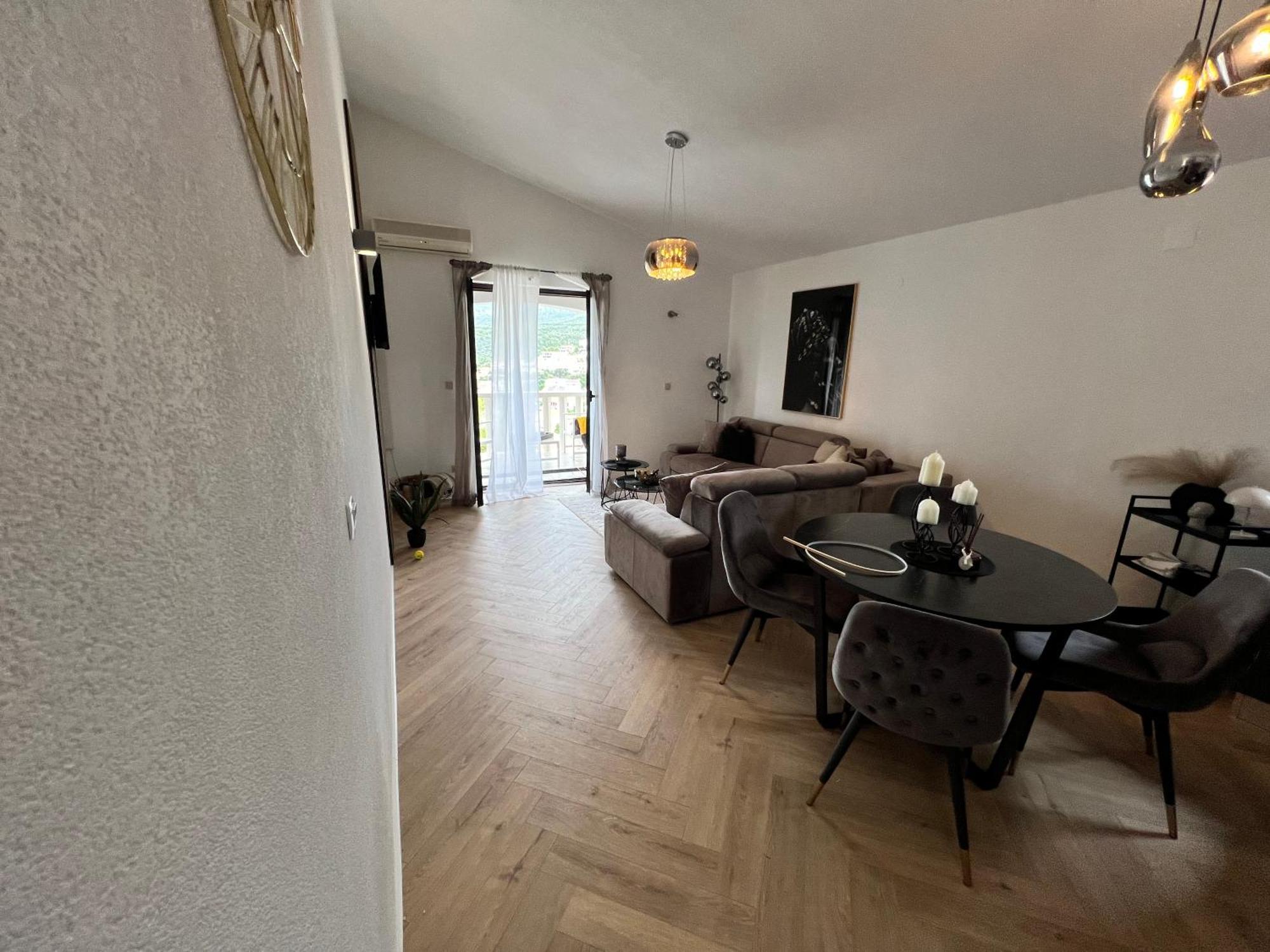 Apartmani Stanic เซเกต วรันยีชา ภายนอก รูปภาพ